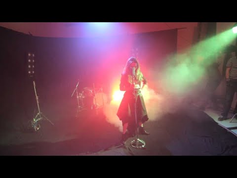 LUCIE VONDRÁČKOVÁ - Zombie (making of)