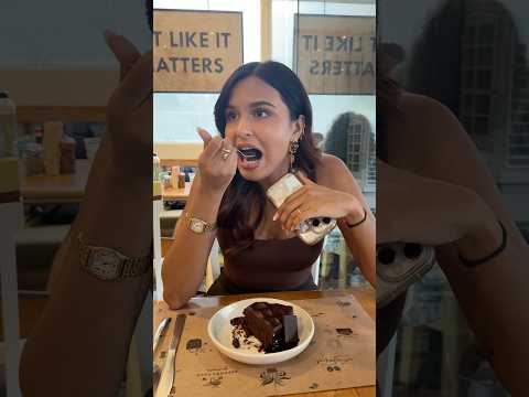 SOHA ALI KHAN’S favourite HEALTHY Cake😍🫶🏻 #shorts #ashortaday #bollywood #sohaalikhan