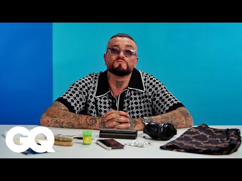 Guè racconta quali sono gli oggetti di cui non può fare a meno | My Essentials | GQ Italia