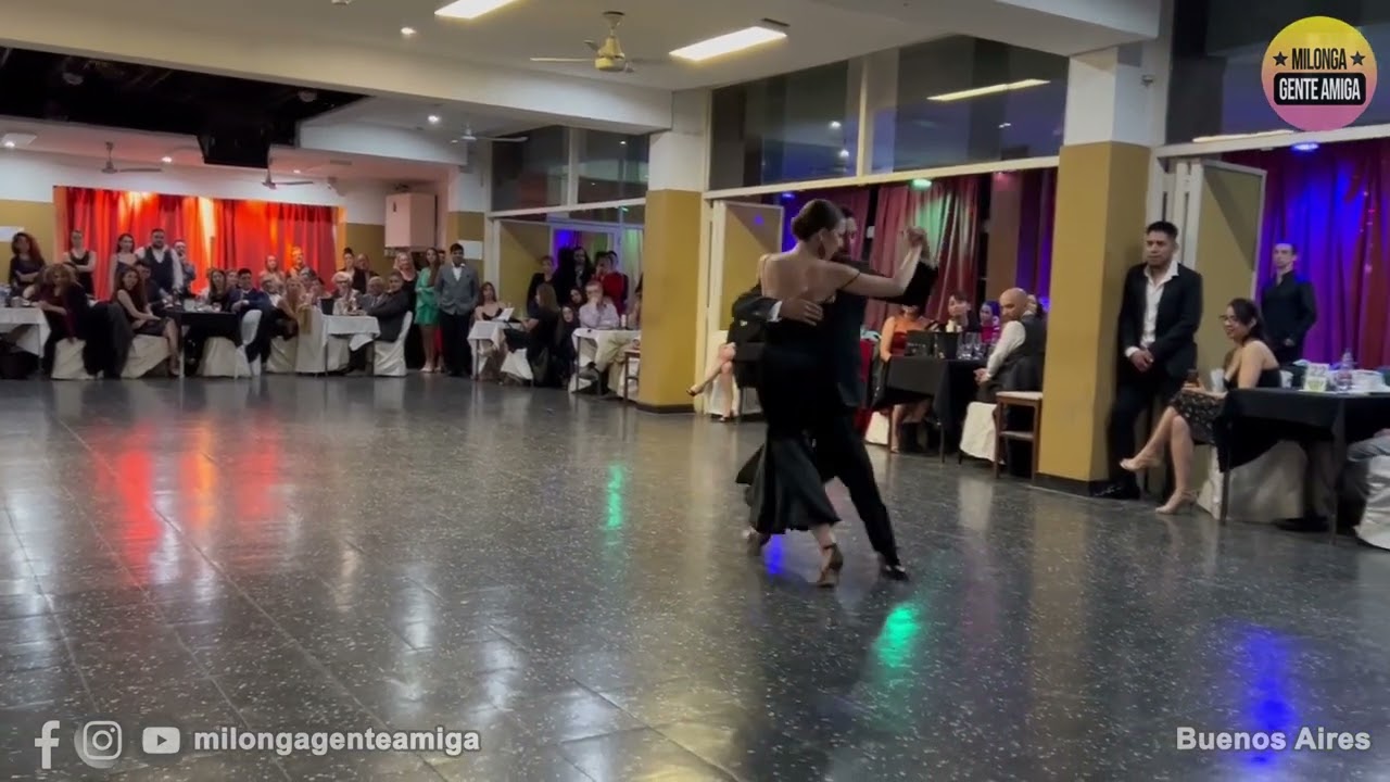 Carla Rossi y José Luis Salvo  - Milonga Gente Amiga -  2022 (3 de 3)