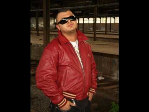 Razone feat. Swiss - Blendershow