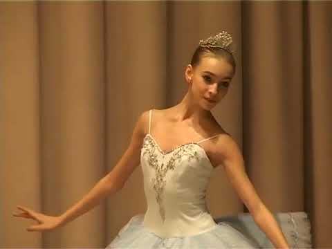 Young Olga Smirnova. Queen of the water variation from The Little Humpbacked Horse. Vaganova. 2006.