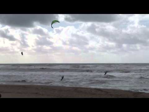 Surfski Genesi Allwave Vs Kitesurf  nov 2013