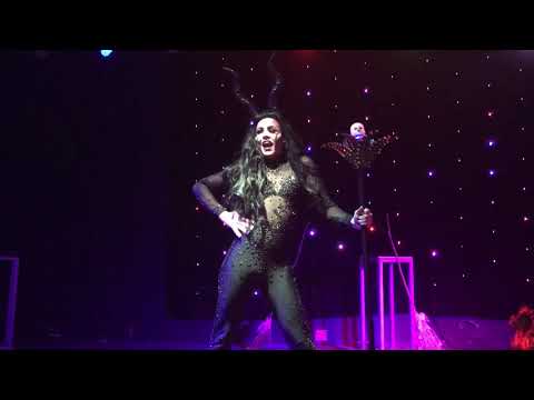 Bate cabelo Isabella Monnari Halloween Party