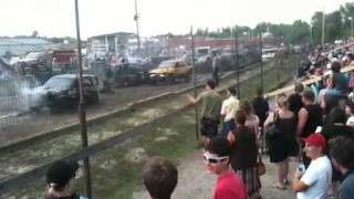 preview picture of video 'Huntington destruction derby'