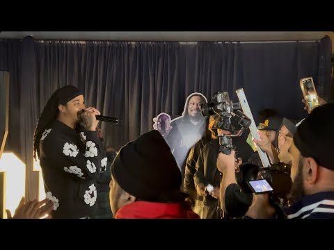 Marshawn Lynch hosts Super Bowl show - Prezi 