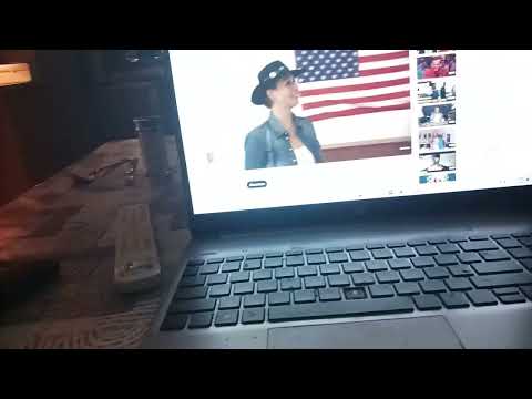 reageren op gerrie wil niet linedancen dino