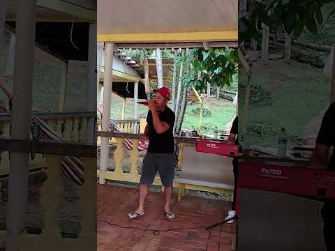 curtam e compartilhem Josuel Marques o cantor de senador Guiomard Acre.