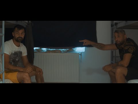 DUPA GRATII - Ep 7:  Seful de camera