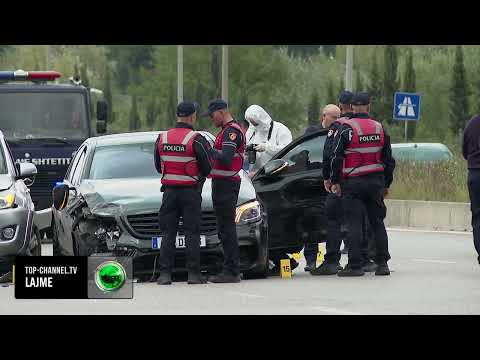 Top Channel/ I armatosur, aksidenton policin/ 31-vjeçari arrestohet pasi përplasi 7 makina