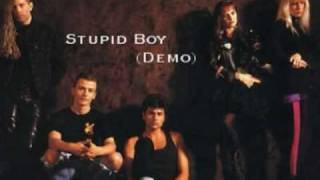 Stupid Boy (Demo) - Voice Of The Beehive  *audio*