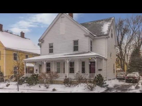 106 Franklin St, Arlington MA - Janet Halloran - Tel 617-947-3119