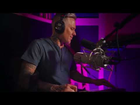 The Infamous Stringdusters - "The Voyageur" (Official Music Video)