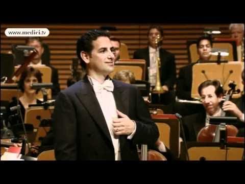 Juan Diego Flórez sings "La donna è mobile" - Gustavo Dudamel, L.A. Philharmonic Orchestra