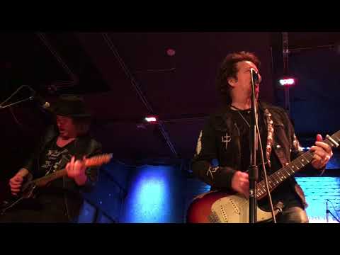 "House of a Thousand Guitars" performed live by the Willie Nile Band, City Winery Boston, 2018-02-02