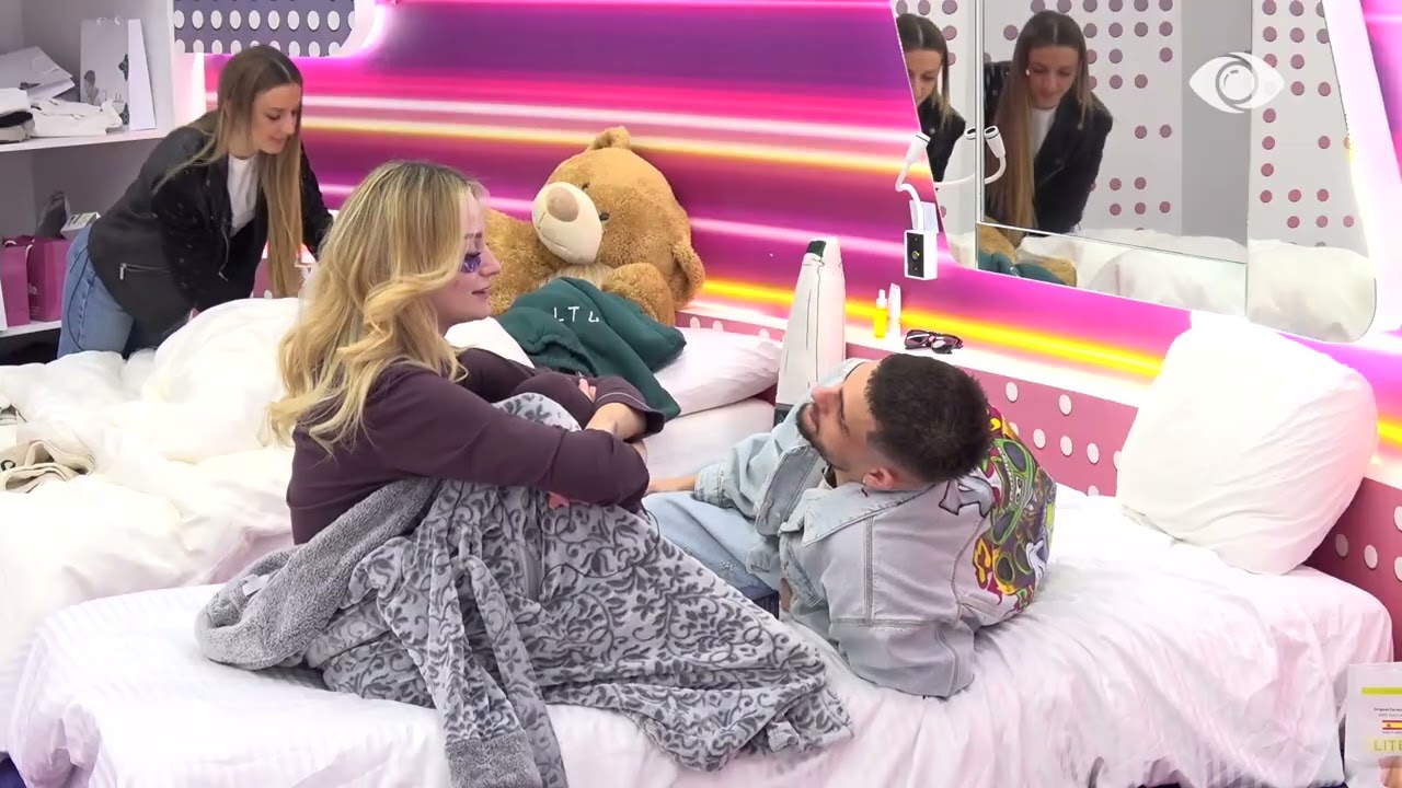 Nëse ke një situatë që je në siklet eja dhe më thuaj/ Selin bisedon me Gimbon