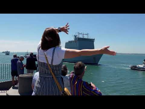 RFA Mounts Bay (L3008) and other shipping - Portsmouth Harbour