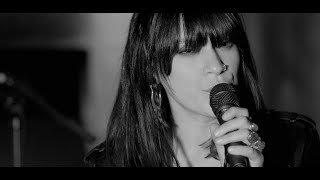 Image of Black Mirrors – Funky Queen