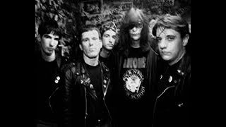 Huntingtons with Joey Ramone 12.17.1999