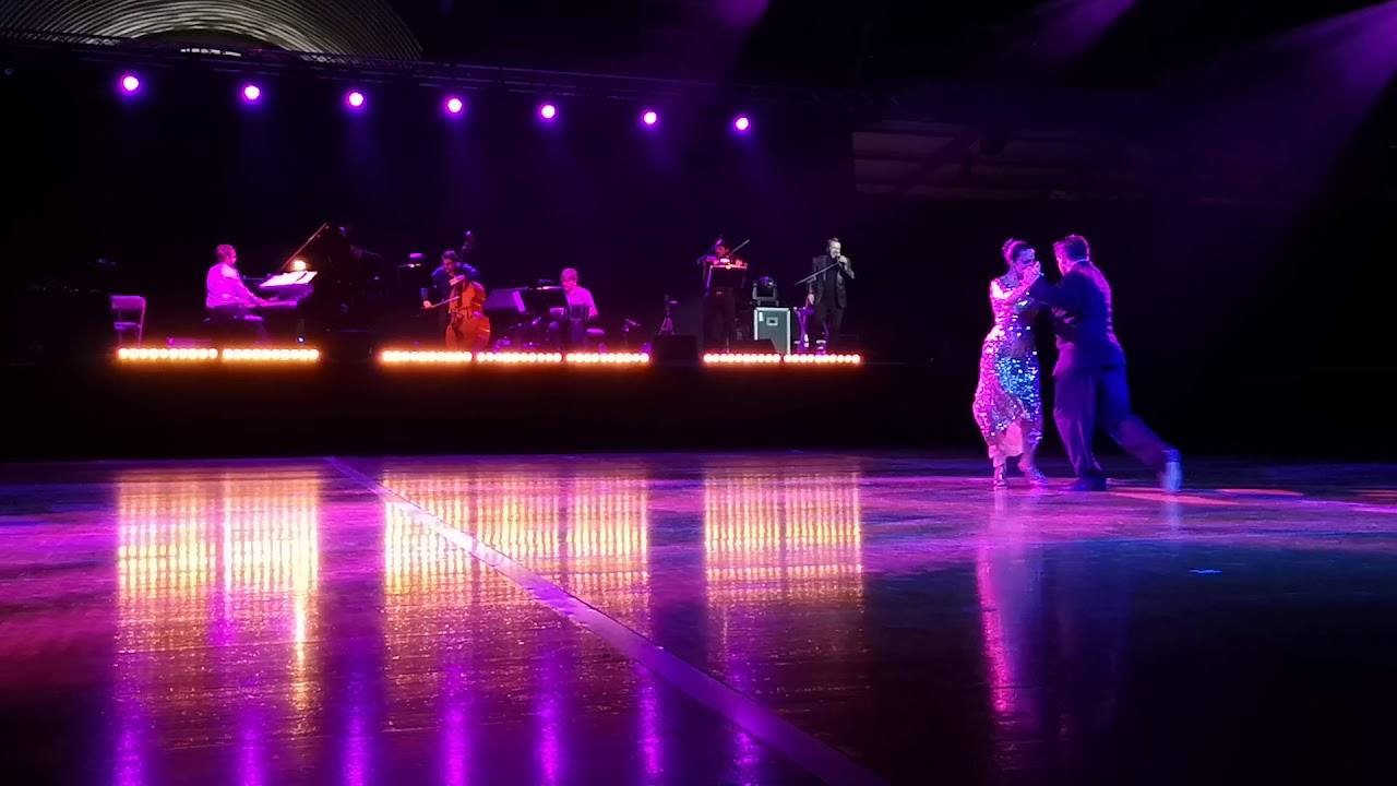 Video thumbnail for Tarbes en Tango 2019 - DREAMS OF TANGO - Pablo Garcia & Romina Goboy