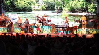 Jimmy Buffett - Growing Older But Not Up - Mansfield 2012