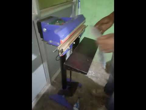 Plastic Bag Sealing Machine