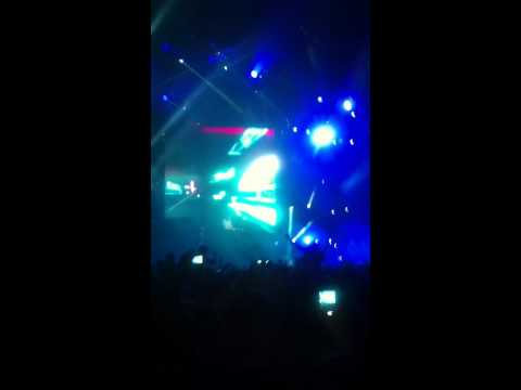 Avicii Opening! - Dublin O2