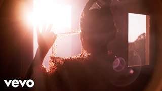 Tierra Lyrics  Translation