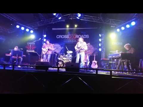 Déjà Vu Band playing Déjà Vu (David Crosby) live at Crossroads club Rome March 2016