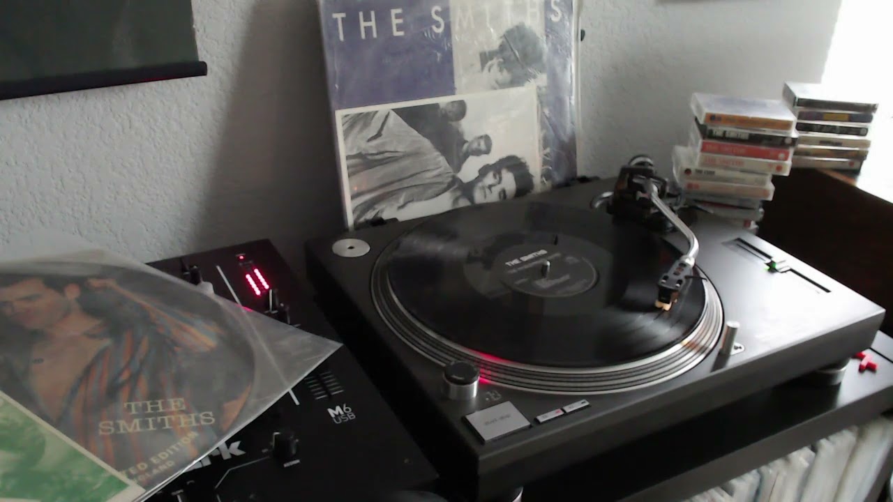 The Smiths - The World Won't Listen Side 1