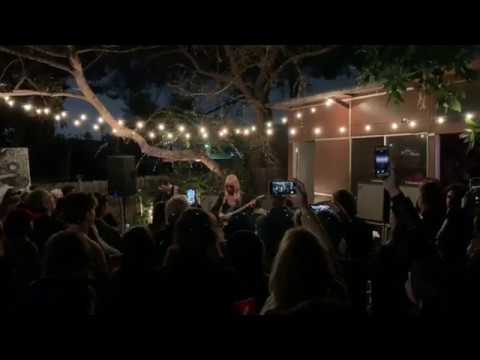 Chromatics "Into The Black" live (Neil Young cover)