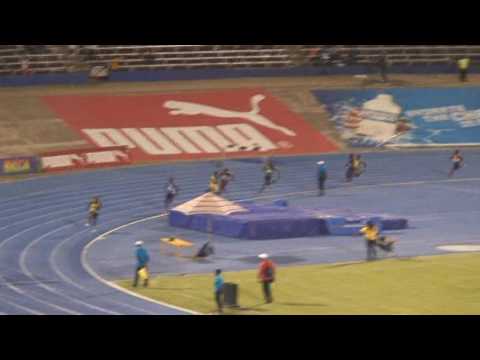 Gibson McCook Relays 2017   Boys 4x200m Cl1 Final