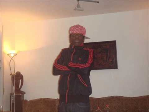 Triple G Feat Bizzy Black and Ayan PunschlineZ