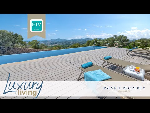 Large family finca with fantastic panoramic sea views and holiday rental licence near Manacor.