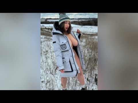 LOUISA KHOVANSKI Wiki Biography, Age, Weight, Relationship, Net Worth, Curvy Model, Outfit Idea | 4