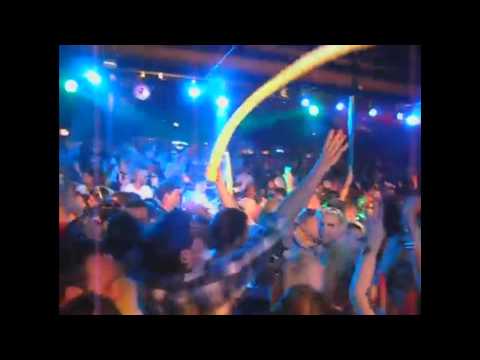 DUBFIRE plays "Dema & Paride Saraceni - Mumbaya" @ EL ROW 14 - Barcelona