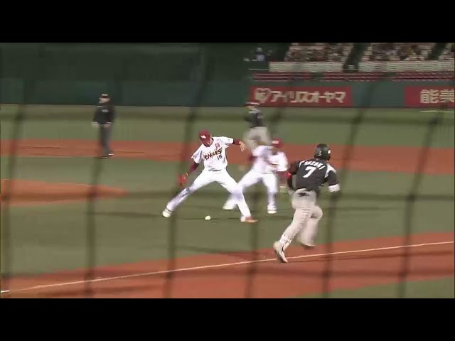 3回表 イーグルス森がバント処理で華麗にスルー!? 2014/5/1 E-M