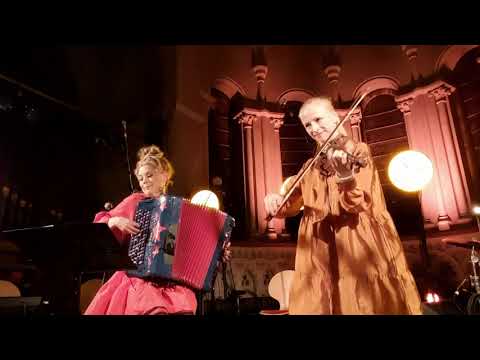 Lena Jonsson & Johanna Juhola live at Baltimore Fiddle Fair Gala Concert at Cork Folk Festival 2022
