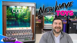 New Wave Toys 1/6 Scale Replica Cigarette Machine USB Hub Is Smoking!