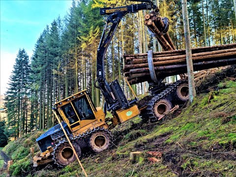 🌲 TCI 1075C • *THE big Canadian* • Rückezug im Hang • Forwarder in Action • Josè Clohse • Part-1🌲