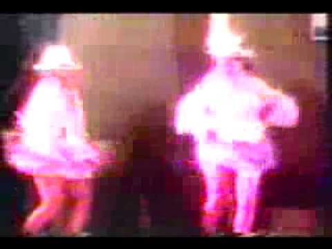 CARNESTOLENDAS ( Carnaval Valluno ) LosBrillantes