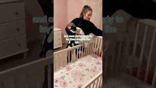 This helps babies sleep in their crib! #mom #momhack  #parenthack #babysleep