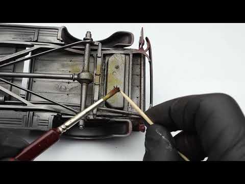 How to paint Blood, Mud, Rust or Oil Stains with Splatter Painting