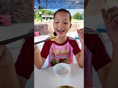 Người bố tốt bụng tìm cách trị tật xấu cho bé thảo #shorts