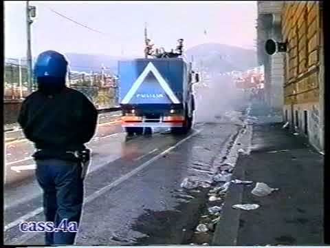 G8 20.07.01 - L'uccisione di Carlo Giuliani in piazza Alimonda 4