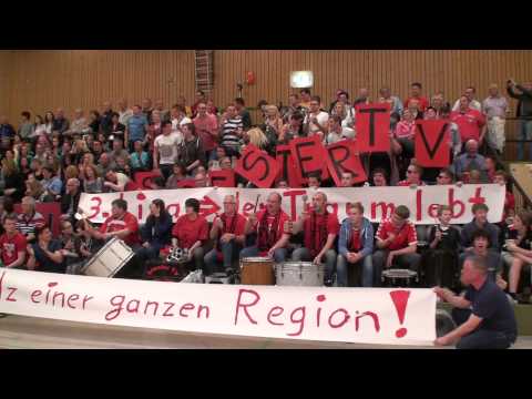 Soester TV-Fans vor dem Spiel gegen Riemke