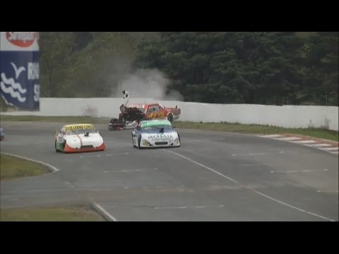 TC Pista 4000 Cordoba 2017. Race 2 Autódromo Oscar Cabalén. Hard Crash
