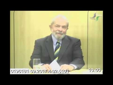 Bretas conta a Lula que já militou pelo petista com boné e camiseta