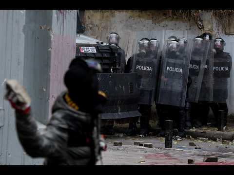 Fiery confrontations between protestors and police in Albania