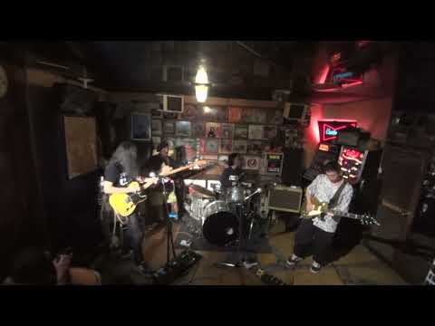 ★ FREE RIDE JAM★ Kenji jammer(g) 竹内朋康(g) TOMOHIKO HEAVYLOOPER(b) 大竹重寿(dr) GUEST MUSICIAN:ダースレイダー